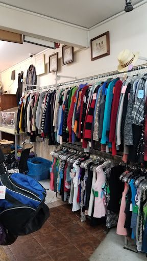 Thrift Store «Unique Boutique Steinway Thrift Shop», reviews and photos, 2588 Steinway St, Astoria, NY 11103, USA