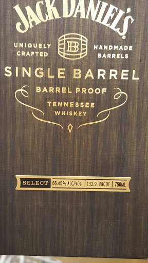 Liquor Store «Liquor Barn», reviews and photos, 1705 N Dixie Hwy #100, Elizabethtown, KY 42701, USA