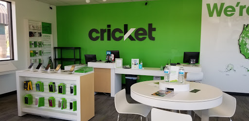 Cricket Wireless Authorized Retailer, 2109 Cliff Rd, Eagan, MN 55122, USA, 