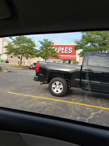 Office Supply Store «Staples», reviews and photos, 7000 Forest Preserve Dr, Norridge, IL 60706, USA