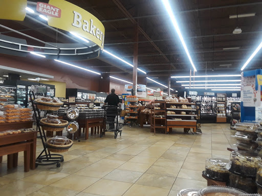 Supermarket «Giant Eagle Supermarket», reviews and photos, 9901 Mountain View Dr, West Mifflin, PA 15122, USA