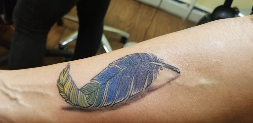 Tattoo Shop «Vintage Tattoo», reviews and photos, 131 Newark Pompton Turnpike, Pequannock Township, NJ 07440, USA