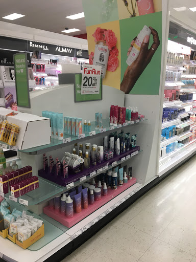 Department Store «Target», reviews and photos, 240 Market Dr, Elyria, OH 44035, USA