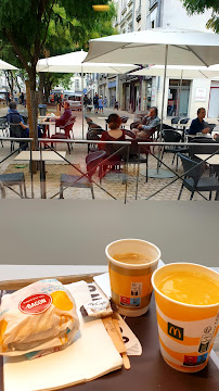 Plats et boissons du Restaurant de hamburgers McDonald's Place Du Grand Marché à Tours - n°9