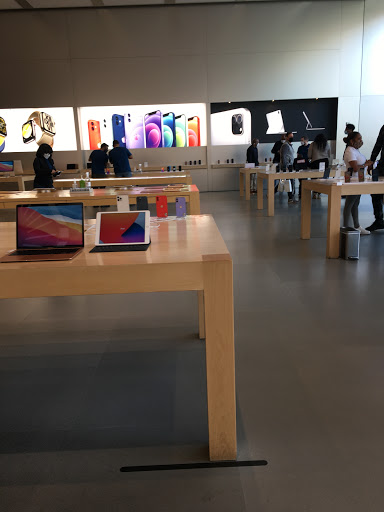 Computer Store «Apple Ridge Hill», reviews and photos, 143 Market Street, Yonkers, NY 10710, USA