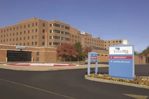 Vista Medical Center - East image