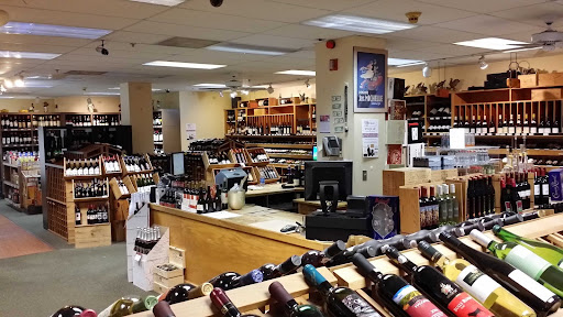 Liquor Store «Turnpike Spirit Shop & Wine Emporium», reviews and photos, 1838 Black Rock Turnpike, Fairfield, CT 06825, USA