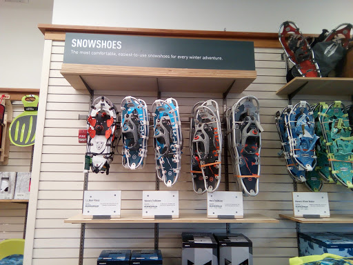 Clothing Store «L.L. Bean», reviews and photos, 6 Wayside Rd, Burlington, MA 01803, USA