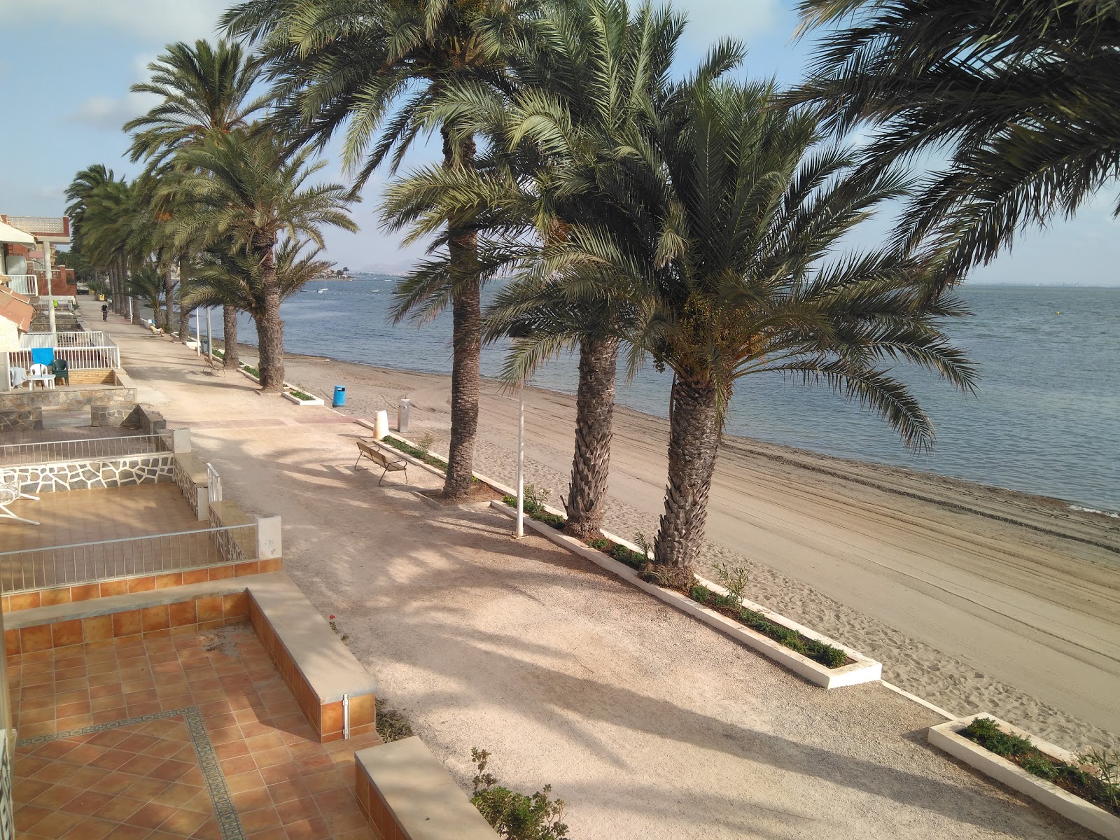 Foto af Playa de los Urrutias med store bugter
