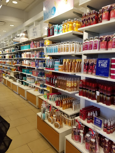 Beauty Supply Store «Bath & Body Works», reviews and photos, 2885 Market Center Dr, Rockwall, TX 75032, USA