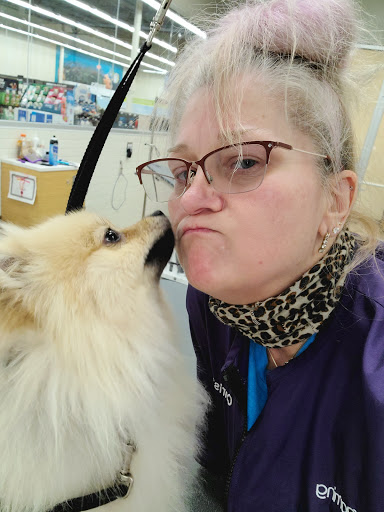 Pet Supply Store «Petco Animal Supplies», reviews and photos, 1930 SW Wanamaker Rd, Topeka, KS 66604, USA