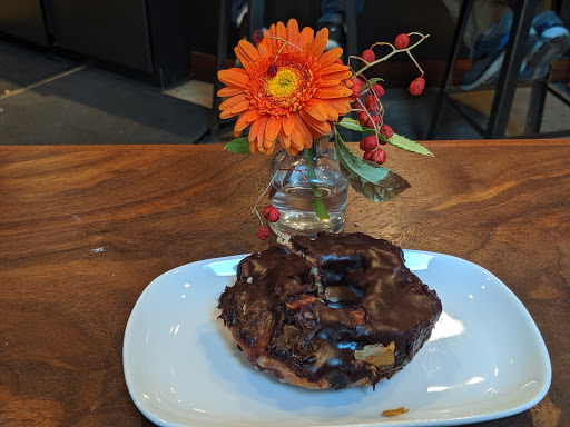 Coffee Shop «Intelligentsia Coffee Millennium Park Coffeebar», reviews and photos, 53 E Randolph St, Chicago, IL 60601, USA