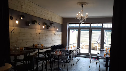 Le Comoedia - 21 Rue d,Aiguillon, 29200 Brest, France