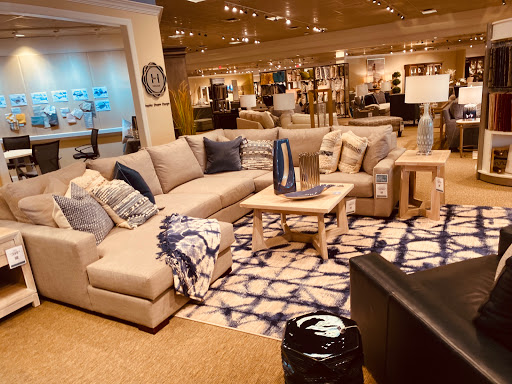 Furniture Store «Havertys Furniture», reviews and photos, 1906 W Brandon Blvd, Brandon, FL 33511, USA