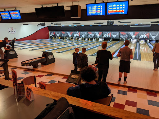 Bowling Alley «AMF Lincoln Lanes», reviews and photos, 3485 Lake Michigan Dr NW, Grand Rapids, MI 49534, USA