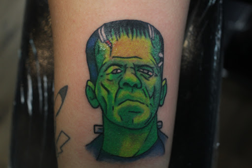 Explore hand tattoo ideas simple, creative tattoo ideas in Chicago, available at Twisted Tattoo Studio