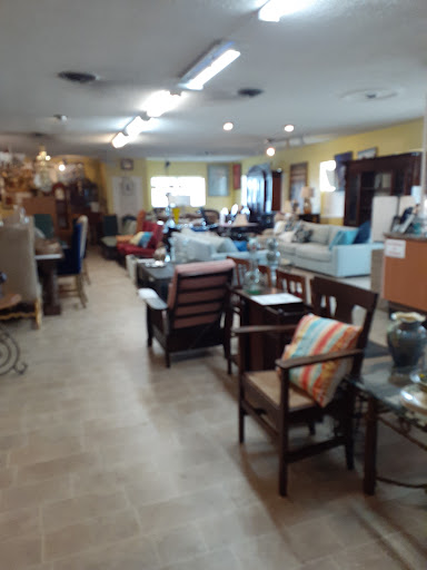 Thrift Store «Habitat For Humanity Thrift Store», reviews and photos, 1635 N Old Dixie Hwy, Jupiter, FL 33469, USA