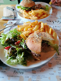 Plats et boissons du Restaurant LE GINKGO - Snack de La Roche à Noirétable - n°16