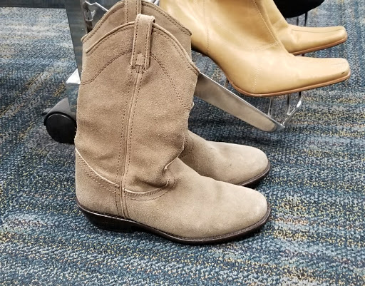 Thrift Store «Goodwill Turnberry Retail Store», reviews and photos, 12638 Jefferson Ave #30, Newport News, VA 23602, USA