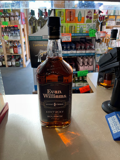 Liquor Store «K C Liquors», reviews and photos, 425 North St, Middletown, NY 10940, USA