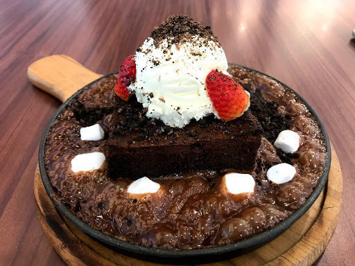 Molten Chocolate Cafe (Lot 10)
