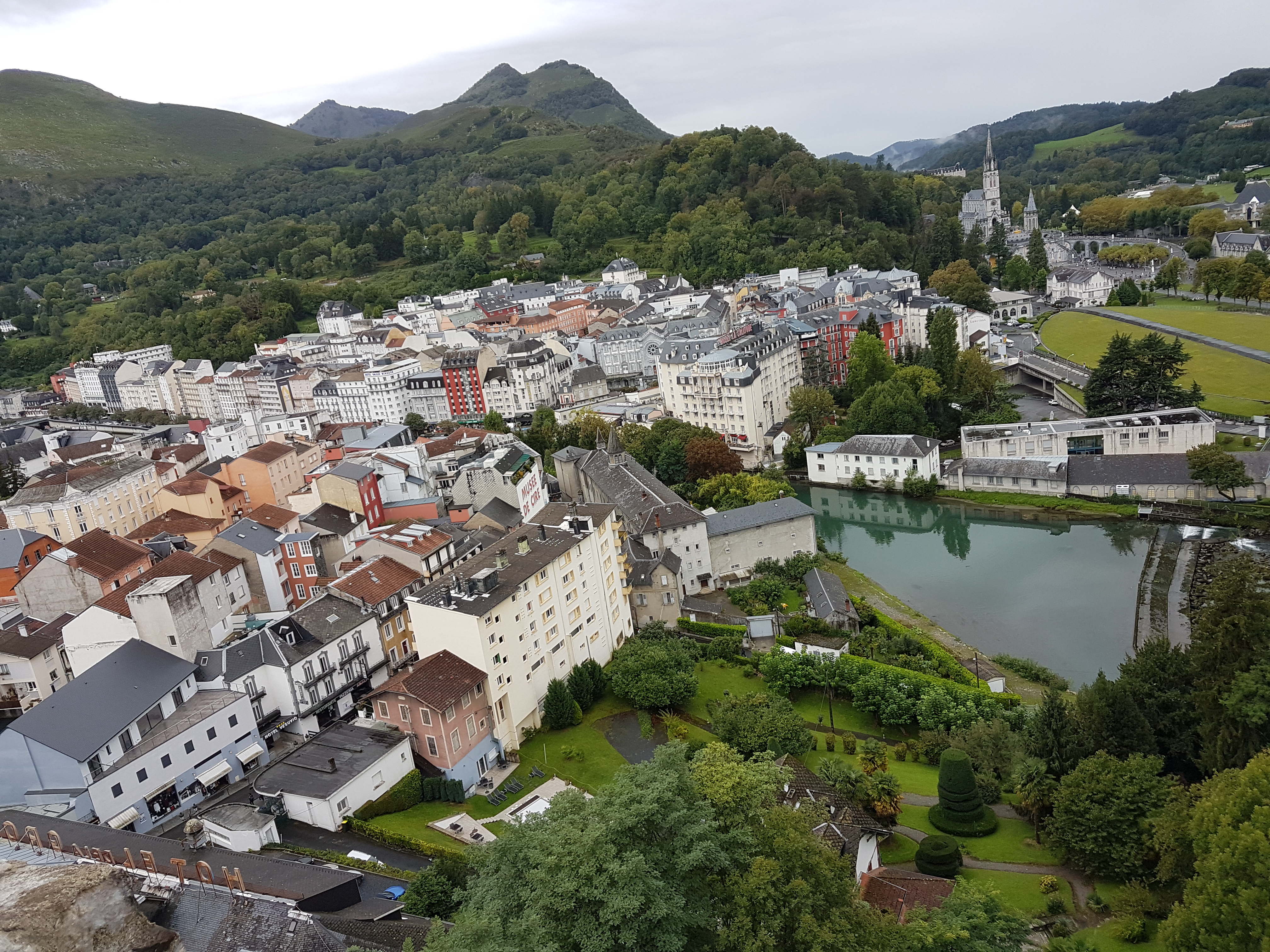Photo n° 7 de l'avis de Jhay. fait le 18/09/2017 à 08:04