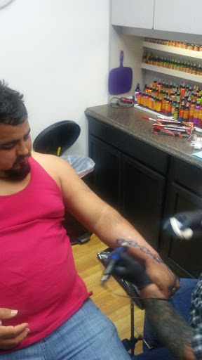 Tattoo Shop «Screamers tattoo & body piercing», reviews and photos, 1793 Ross Clark Cir, Dothan, AL 36301, USA