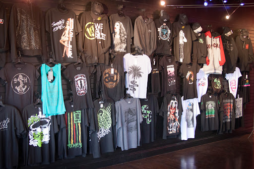 Tobacco Shop «Twisted Smoke Shop (Sunrise Plaza)», reviews and photos, 7777 Sunrise Blvd, Citrus Heights, CA 95610, USA