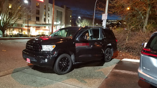 Used Car Dealer «Definitive Motors», reviews and photos, 203 116th Ave NE, Bellevue, WA 98004, USA
