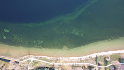 Starnberger strand'in fotoğrafı geniş bir kıyı şeridi ile birlikte
