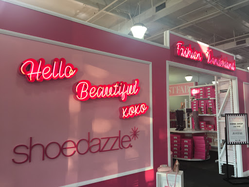 Shoe Store «DSW Designer Shoe Warehouse», reviews and photos, 17502 Hawthorne Blvd, Torrance, CA 90504, USA