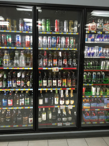 Liquor Store «Payless Tobacco & Liquor», reviews and photos, 386 Irving Park Rd, Roselle, IL 60172, USA