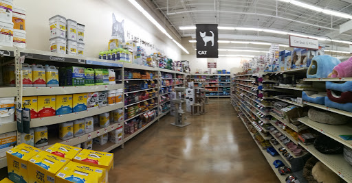 Pet Supply Store «Pet Supplies Plus», reviews and photos, 3060 N Lewis Ave, Waukegan, IL 60087, USA