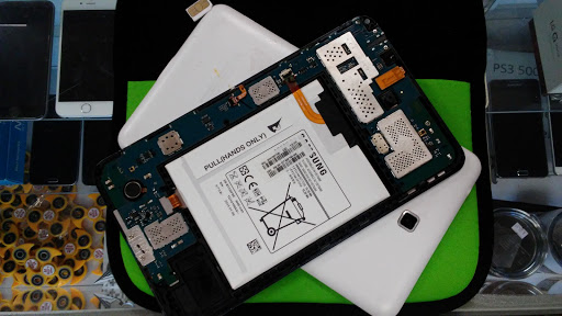 Cell Phone Store «A-1 Cellular Repair», reviews and photos, 1825 E Oak St #109, Conway, AR 72032, USA