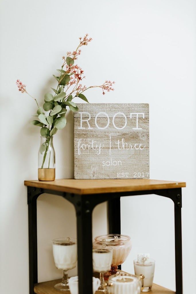Root Forty Three Salon 36571