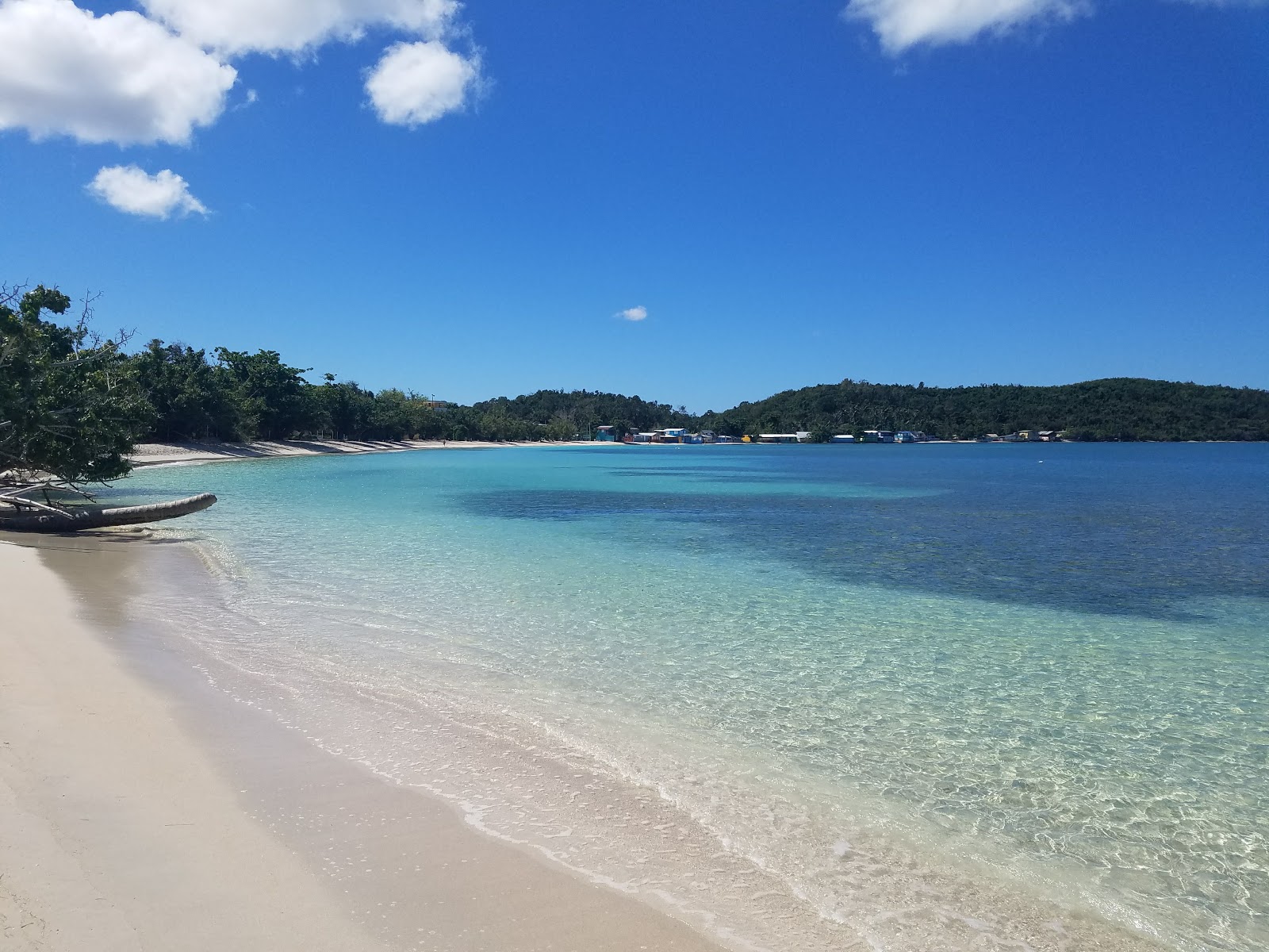 Foto av Playa Buye II med ljus fin sand yta