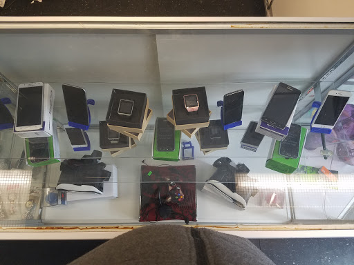 Cell Phone Store «Exclusivo Electronic Center, Cellular Phones & Cell Phone Store», reviews and photos, 313 E Broad St, West Hazleton, PA 18202, USA