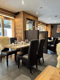 Atmosphère du Restaurant français Le Sérac à Chamonix-Mont-Blanc - n°20