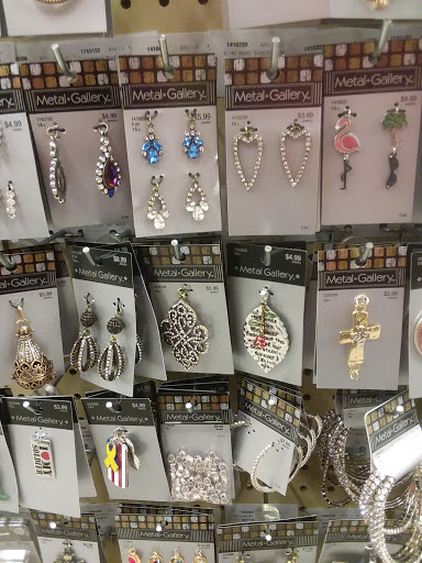Craft Store «Hobby Lobby», reviews and photos, 210 Porters Vale Blvd, Valparaiso, IN 46383, USA