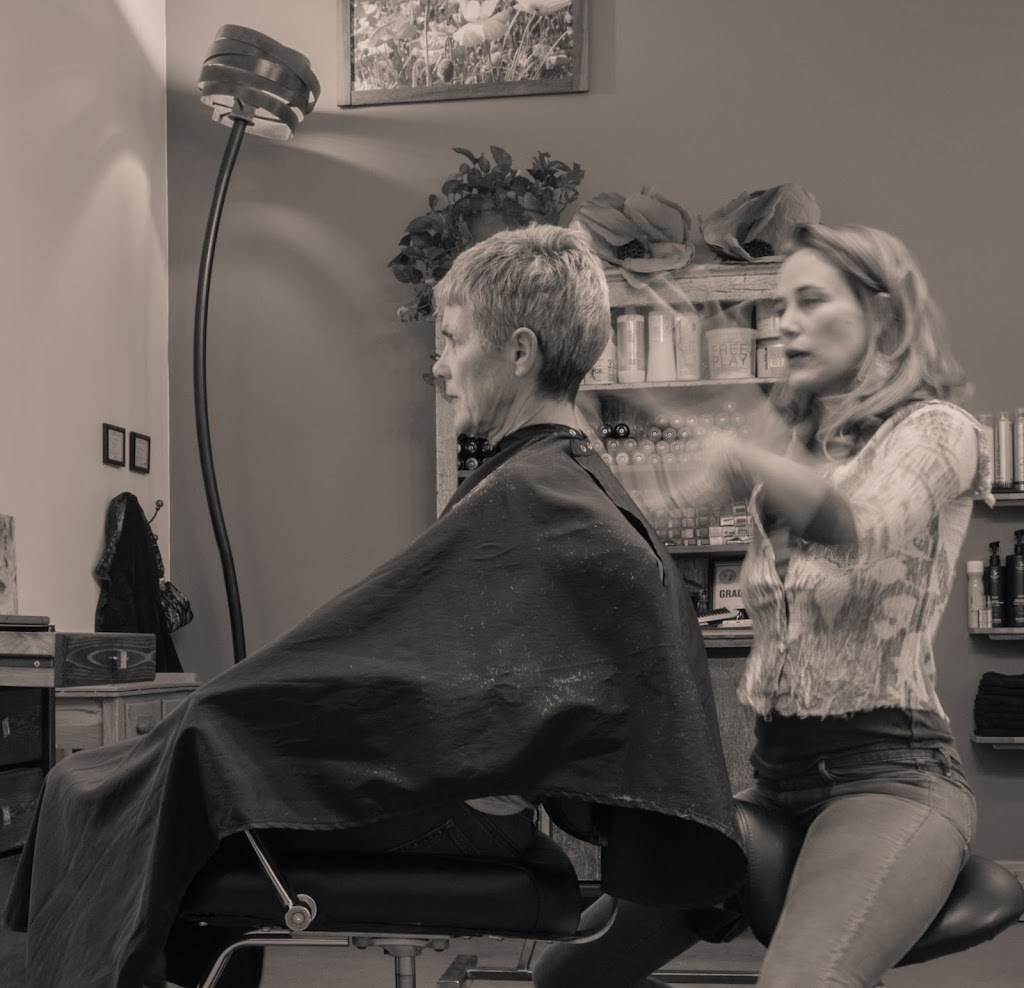 Marlowe L. Frey, Hair Stylist 28801