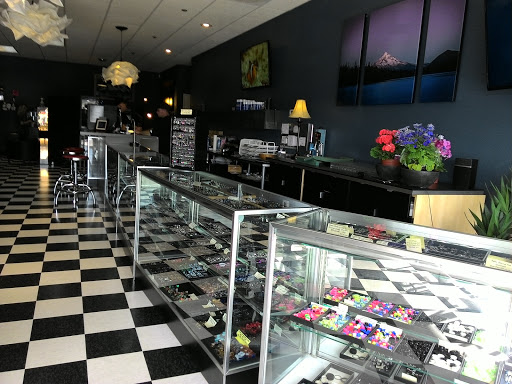 Body Piercing Shop «Multnomah Body Piercing and Tattoo», reviews and photos, 1861 NE Division St, Gresham, OR 97030, USA