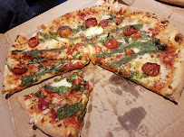 Plats et boissons du Pizzeria Domino's Pizza Tours Nord - n°6