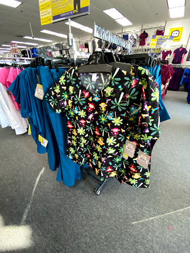 Uniform Store «Scrub Pro Uniforms & Gallo Clothing», reviews and photos, 78 Mountain Rd, Glen Burnie, MD 21060, USA