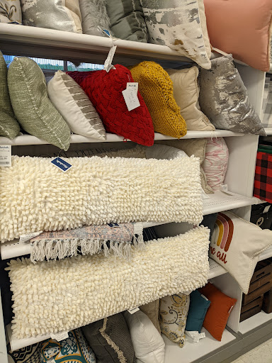 Department Store «Marshalls», reviews and photos, 1380 Northern Blvd, Manhasset, NY 11030, USA