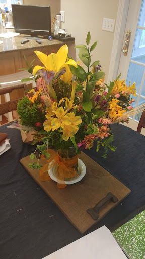 Florist «Victorian Rose Florist», reviews and photos, 53 Main St, Hebron, CT 06248, USA