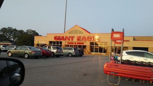 Supermarket «Giant Eagle Supermarket», reviews and photos, 1201 Mentor Ave, Painesville, OH 44077, USA