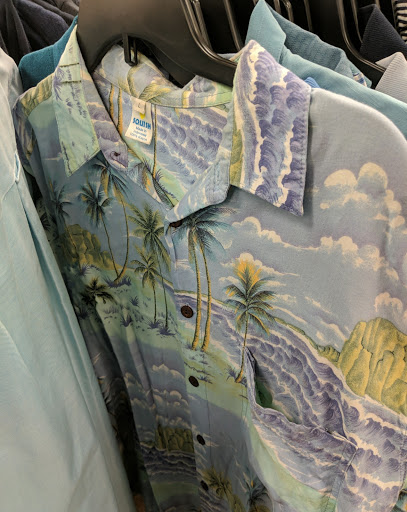 Thrift Store «Goodwill Store & Donation Center», reviews and photos, 675 W North Ave, Elmhurst, IL 60126, USA