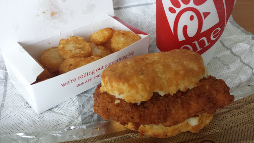 Fast Food Restaurant «Chick-fil-A», reviews and photos, 4812 Northwest Hwy, Crystal Lake, IL 60014, USA