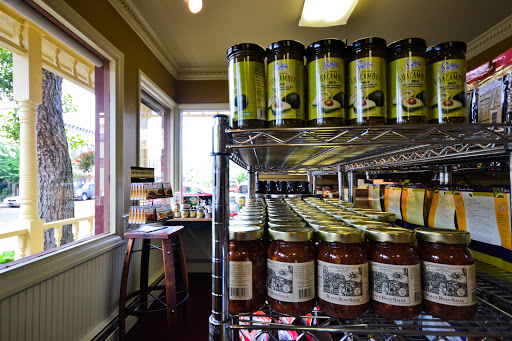 Wine Store «Grapevine Cottage», reviews and photos, 61 S Main St, Zionsville, IN 46077, USA