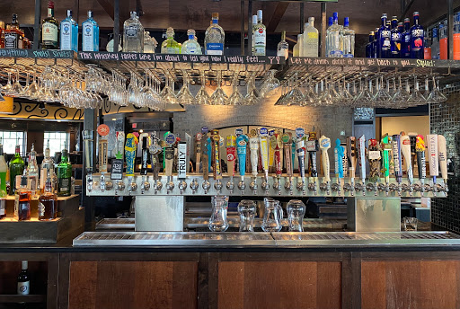 Bar Louie - Orlando Gateway